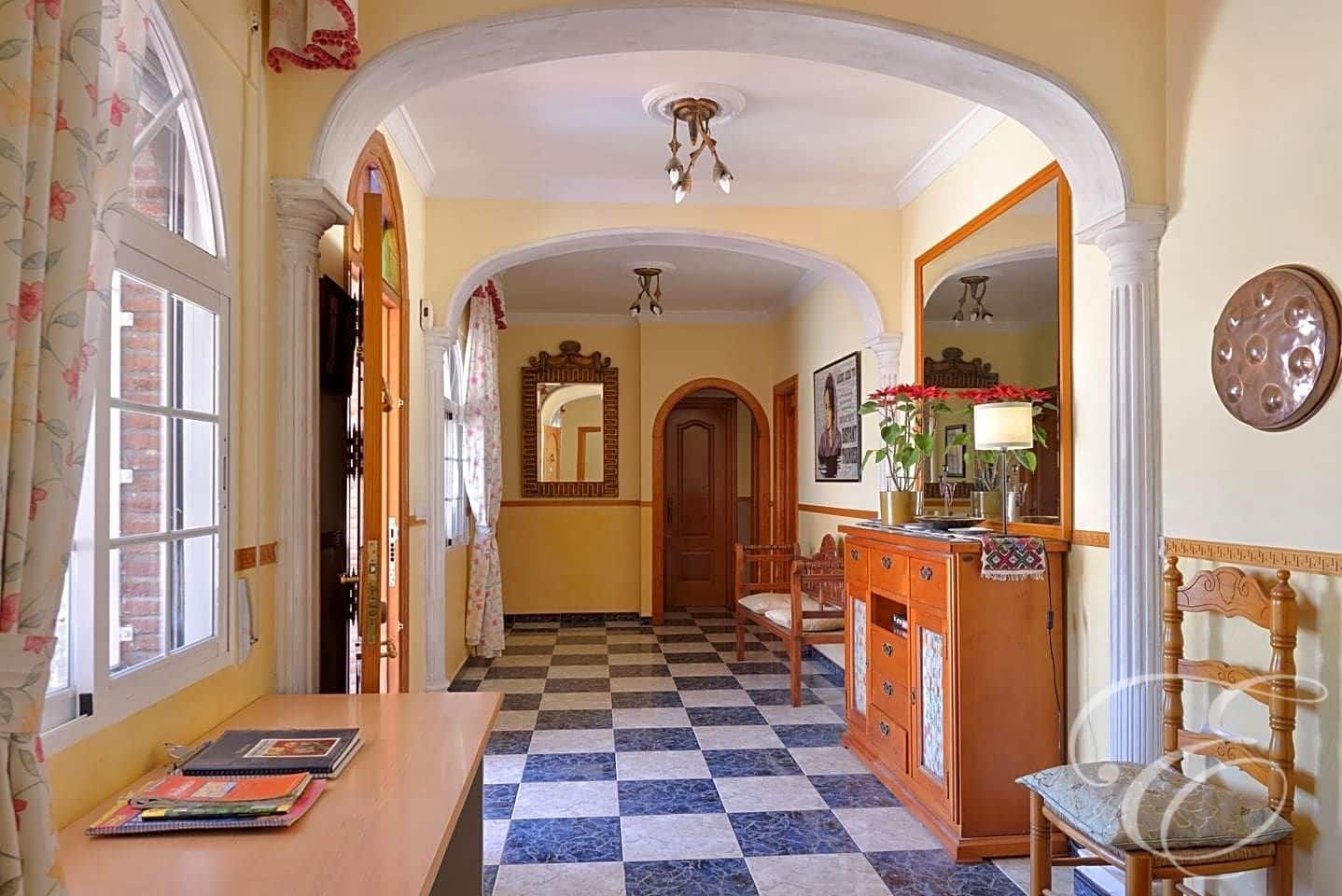 7 sypialnia Willa na sprzedaż w Vinuela z basenem garażem - 349 000 € (Ref: 7144594)