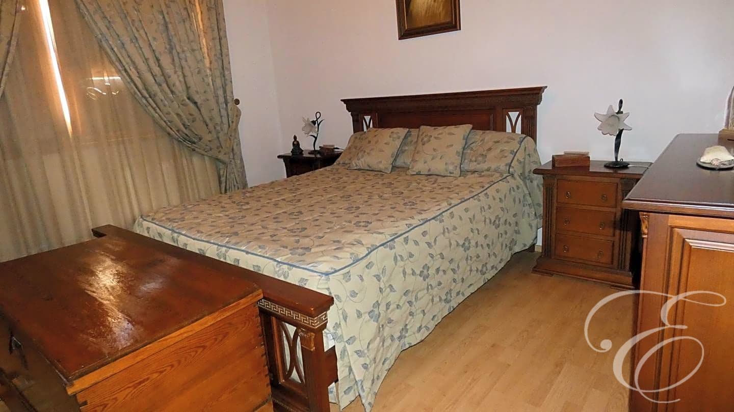 6 Zimmer Villa zu verkaufen in Loja mit Garage - 567.000 € (Ref: 7167663)