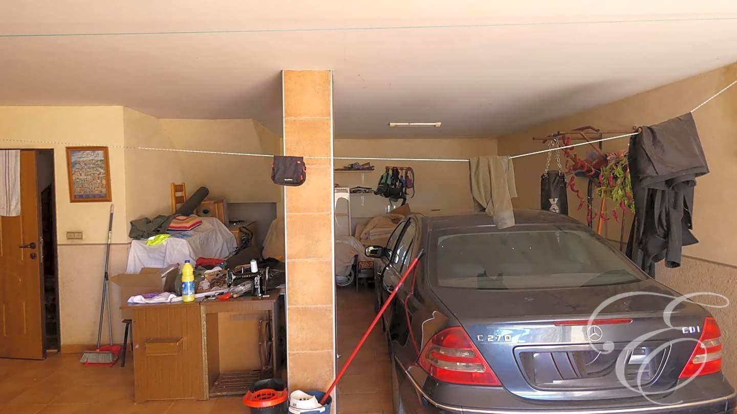 6 Zimmer Villa zu verkaufen in Loja mit Garage - 567.000 € (Ref: 7167663)