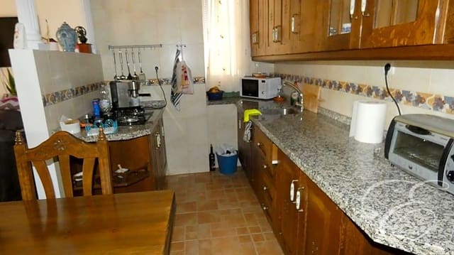 4 camera da letto Finca/Casa di Campagna in vendita in Loja con garage - 135.000 € (Rif: 7170986)