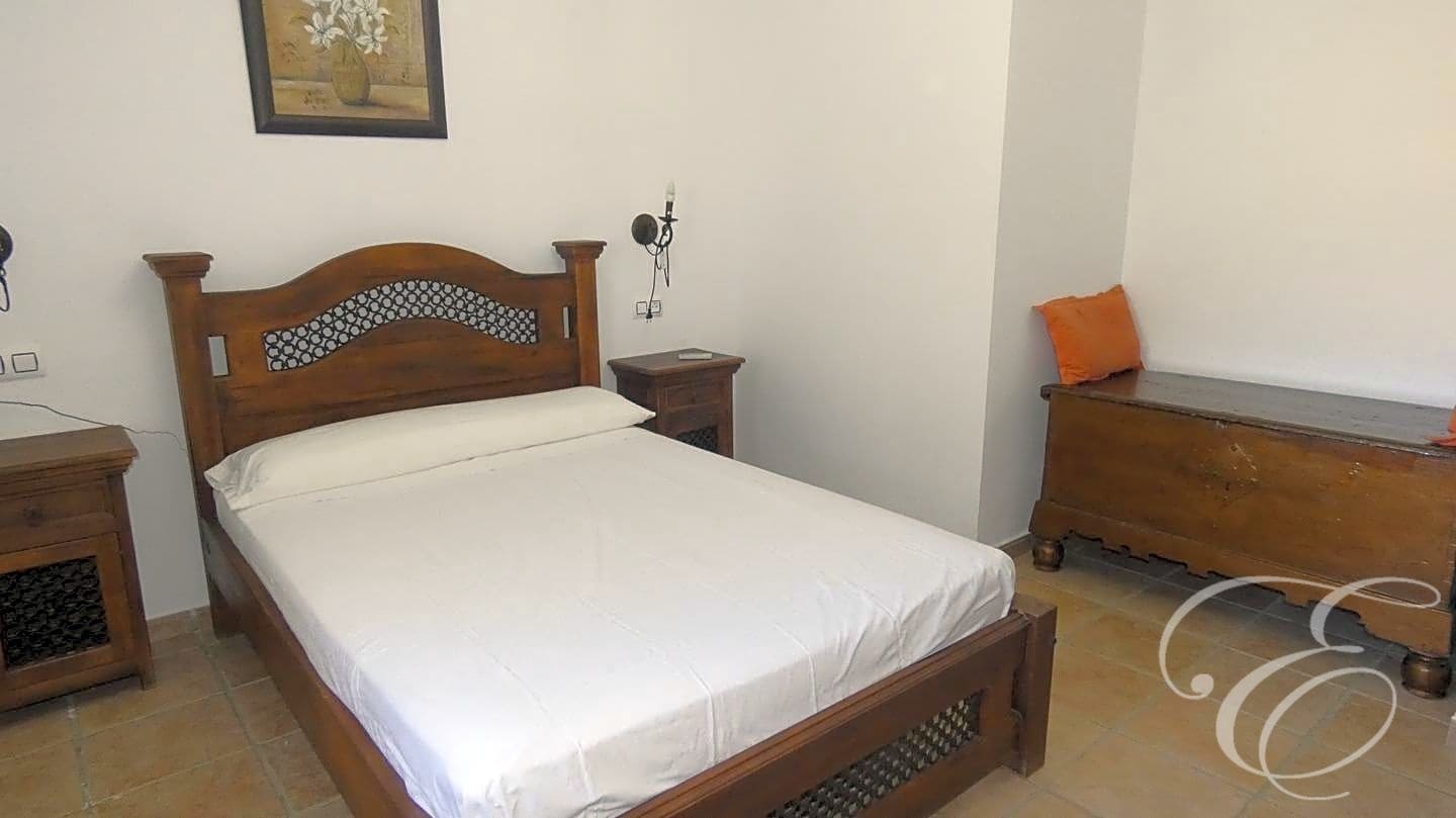 10 soveværelse Villa til salg i Rute med swimmingpool garage - € 650.000 (Ref: 7214733)