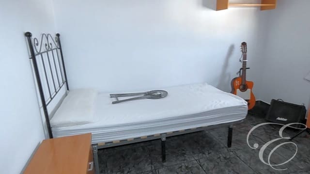 Chalet de 3 habitaciones en Cómpeta en venta - 155.000 € (Ref: 7235453)