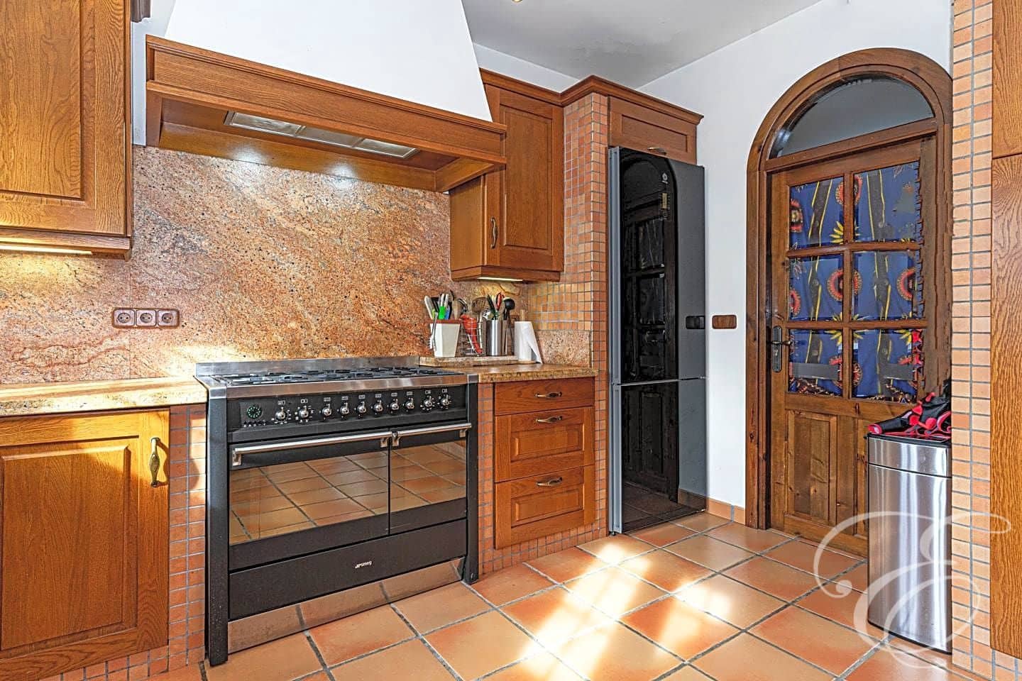 4 bedroom Villa for sale in Villanueva de la Concepcion with pool garage - € 1,690,000 (Ref: 7260201)