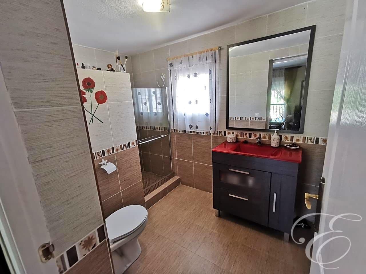 5 bedroom Finca/Country House for sale in Moraleda de Zafayona with pool - € 268,000 (Ref: 7371214)