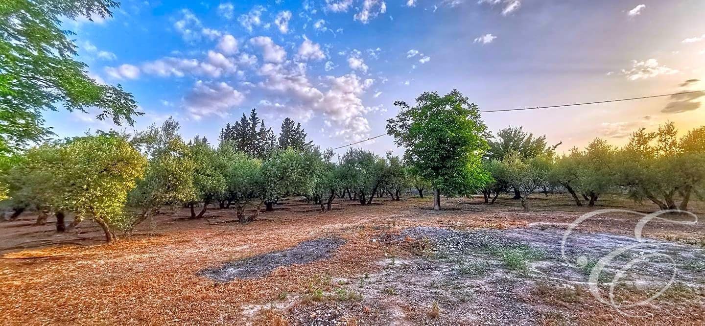 5 bedroom Finca/Country House for sale in Moraleda de Zafayona with pool - € 268,000 (Ref: 7371214)