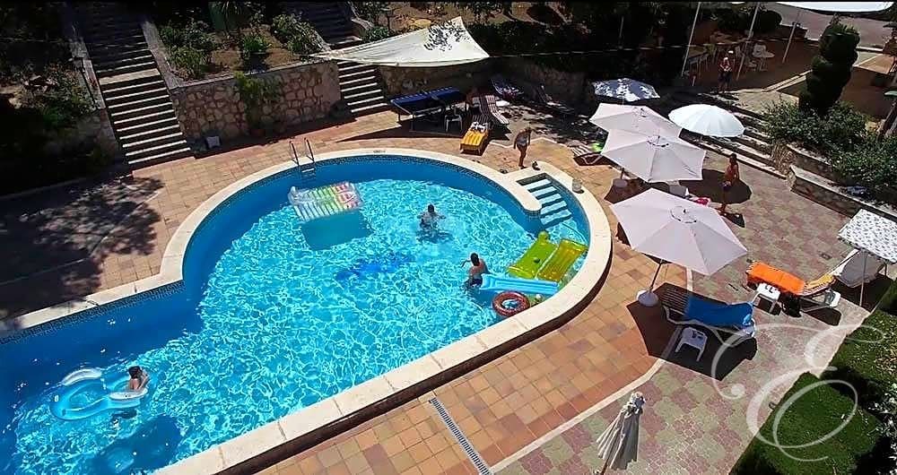 4 soveværelse Villa til salg i Carcabuey med swimmingpool garage - € 450.000 (Ref: 7433128)