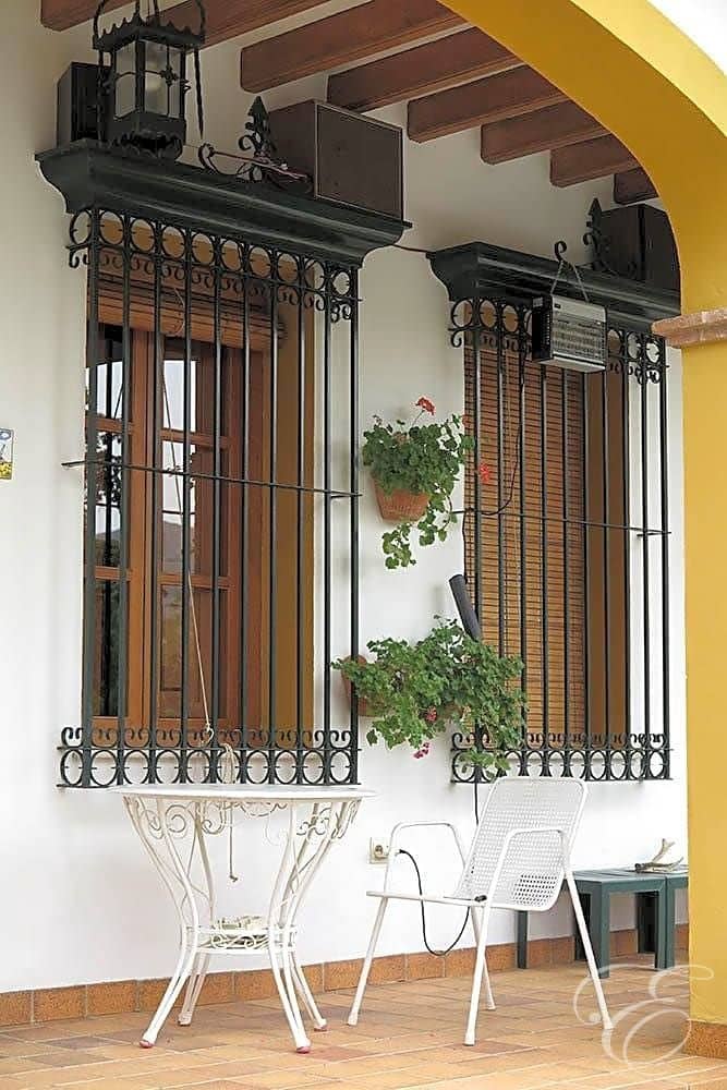 4 soveværelse Villa til salg i Carcabuey med swimmingpool garage - € 450.000 (Ref: 7433128)