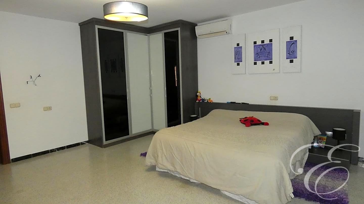 7 soveværelse Villa til salg i Padul med swimmingpool garage - € 350.000 (Ref: 7461299)