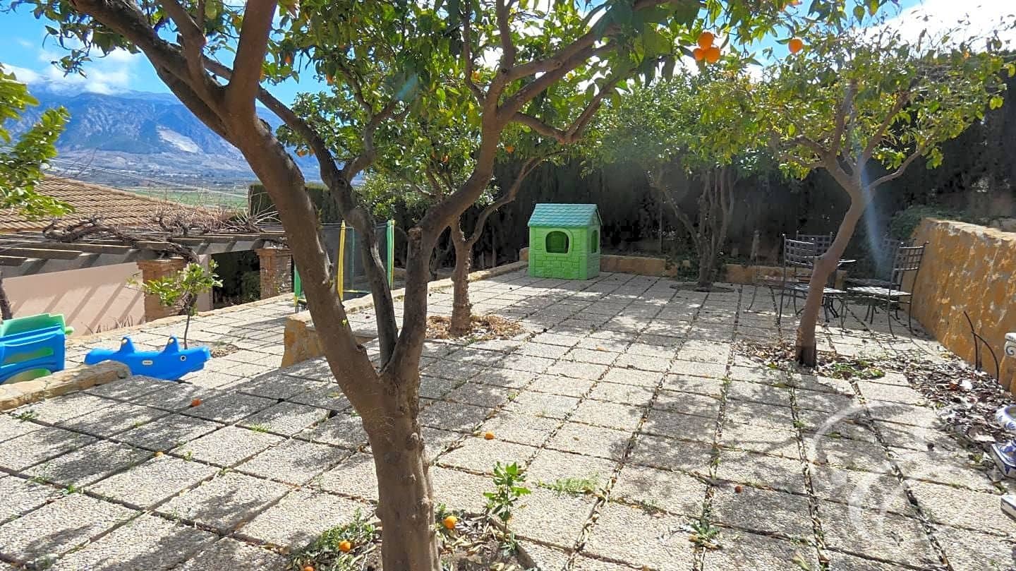 7 soveværelse Villa til salg i Padul med swimmingpool garage - € 350.000 (Ref: 7461299)