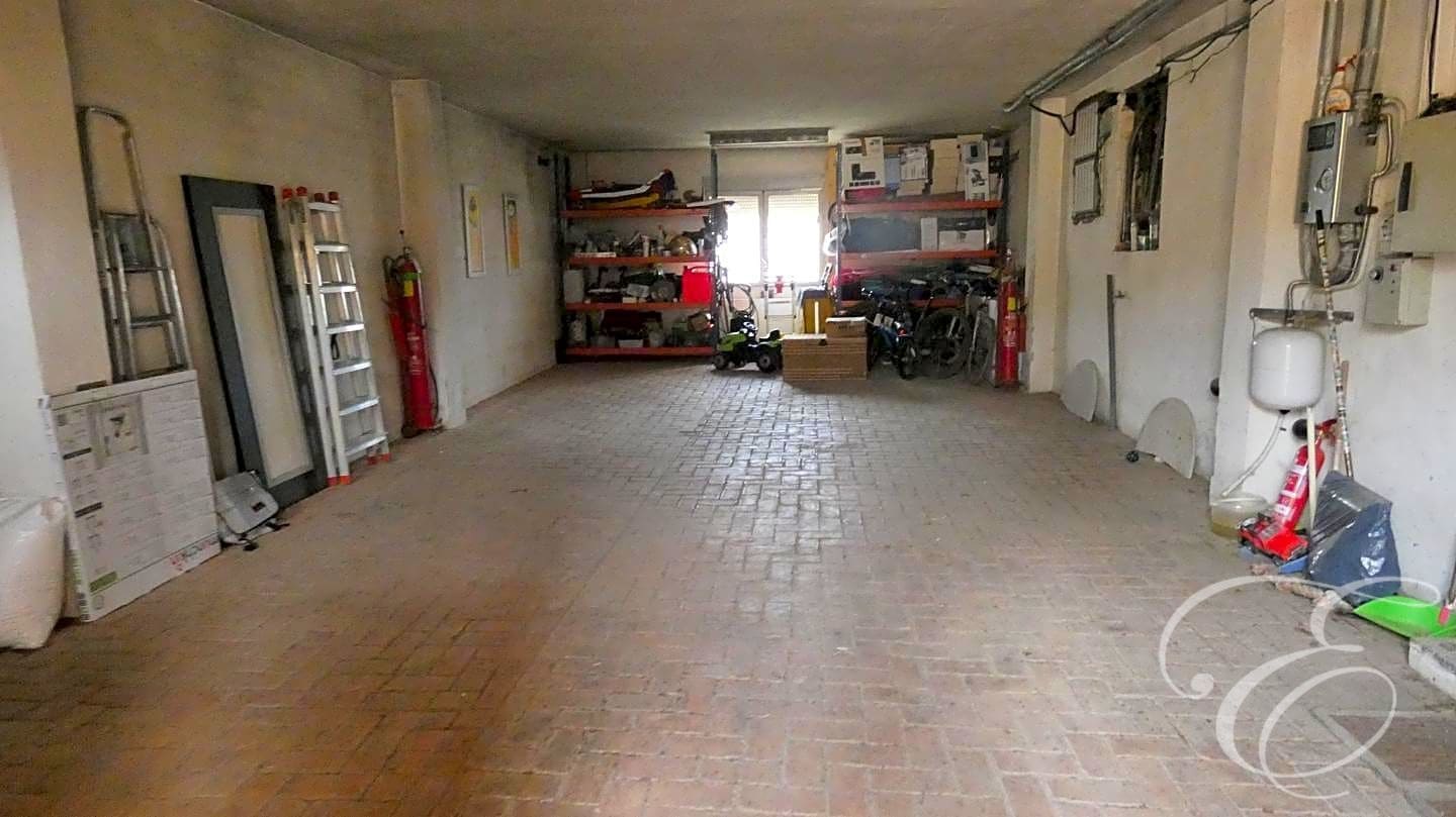 7 soveværelse Villa til salg i Padul med swimmingpool garage - € 350.000 (Ref: 7461299)