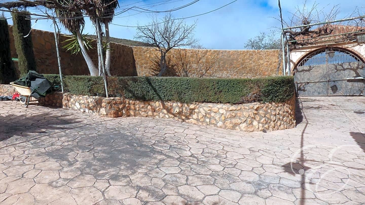 7 soveværelse Villa til salg i Padul med swimmingpool garage - € 350.000 (Ref: 7461299)