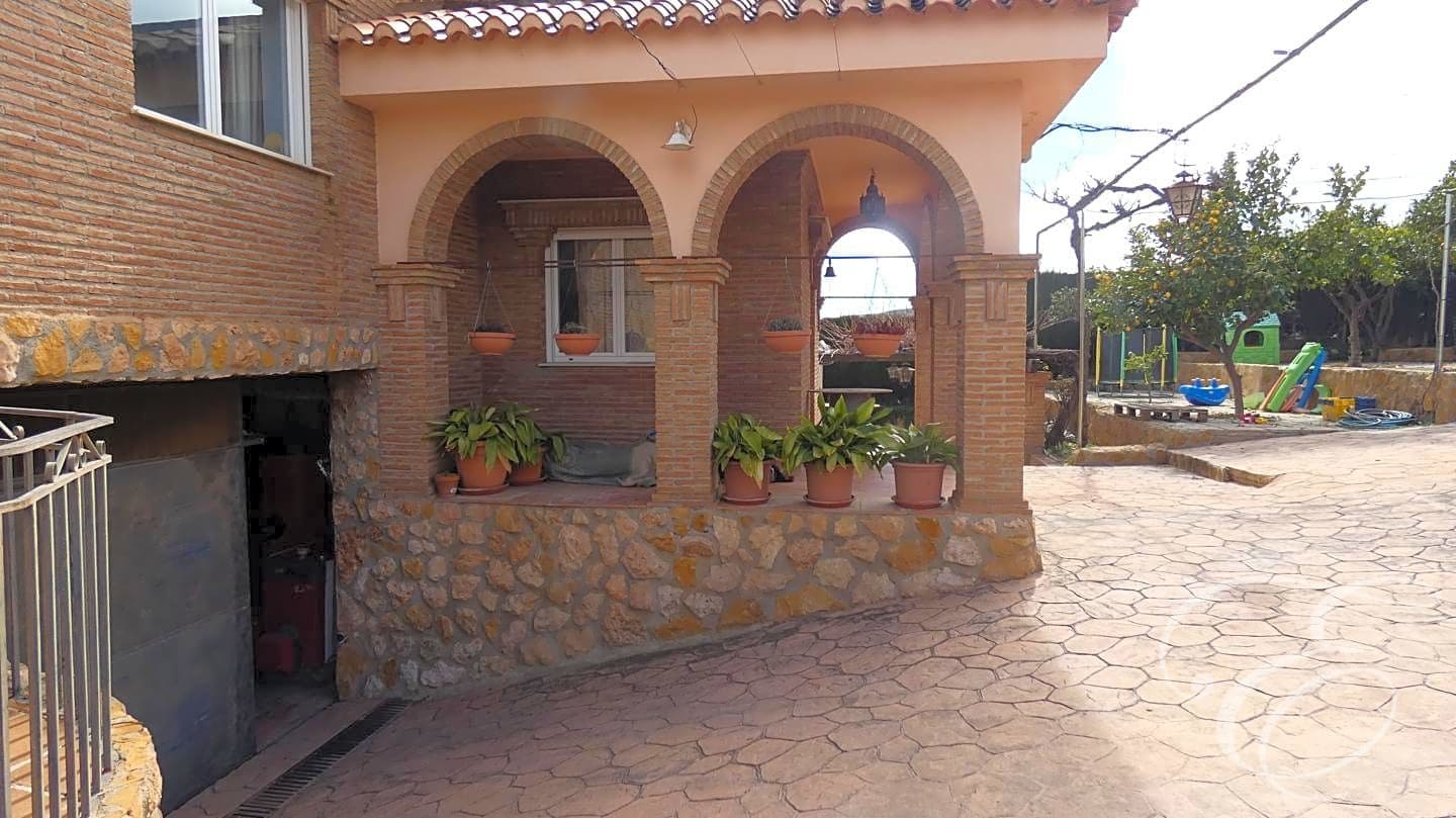 7 soveværelse Villa til salg i Padul med swimmingpool garage - € 350.000 (Ref: 7461299)