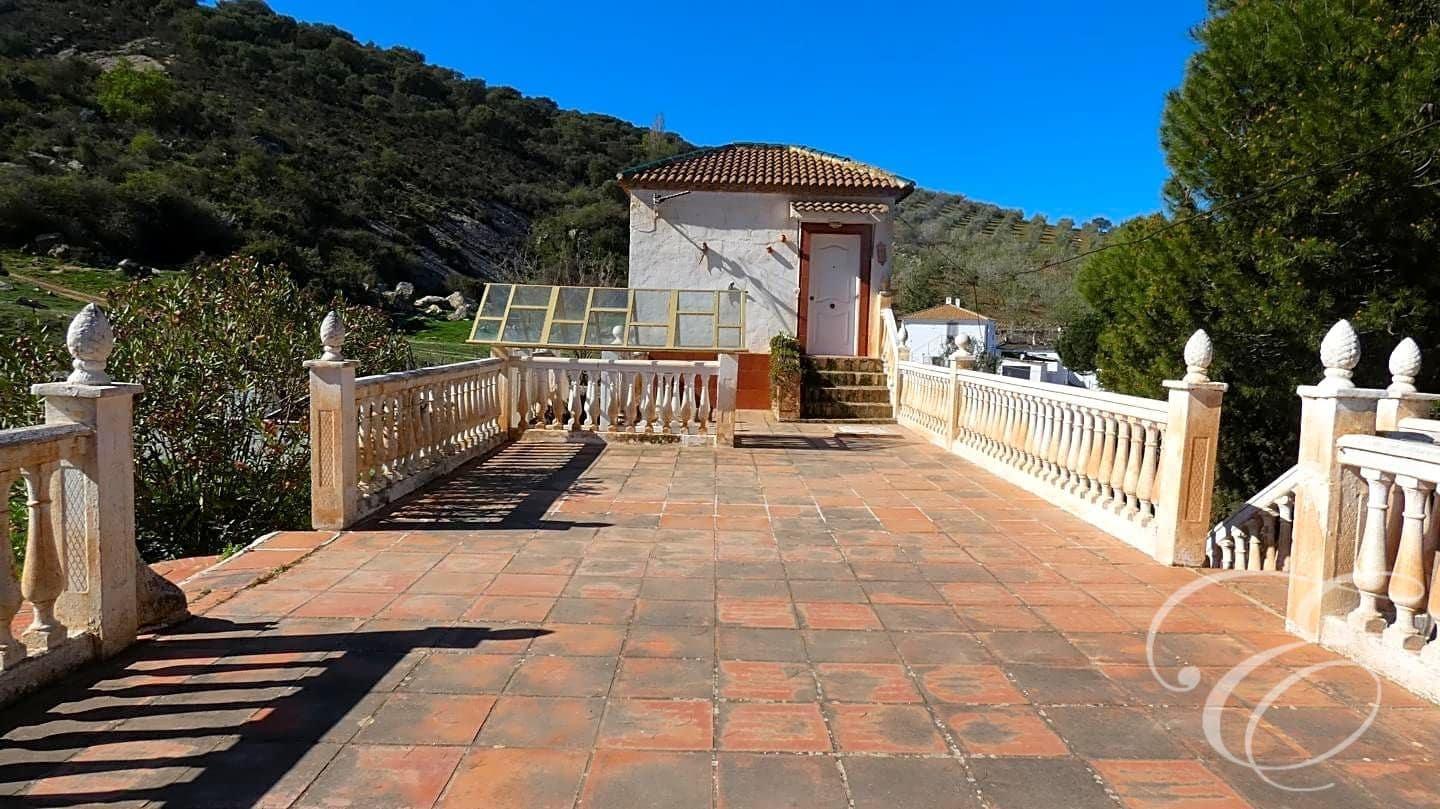 6 Zimmer Finca/Landgut zu verkaufen in Villanueva de la Concepcion mit Pool Garage - 340.000 € (Ref: 7475290)