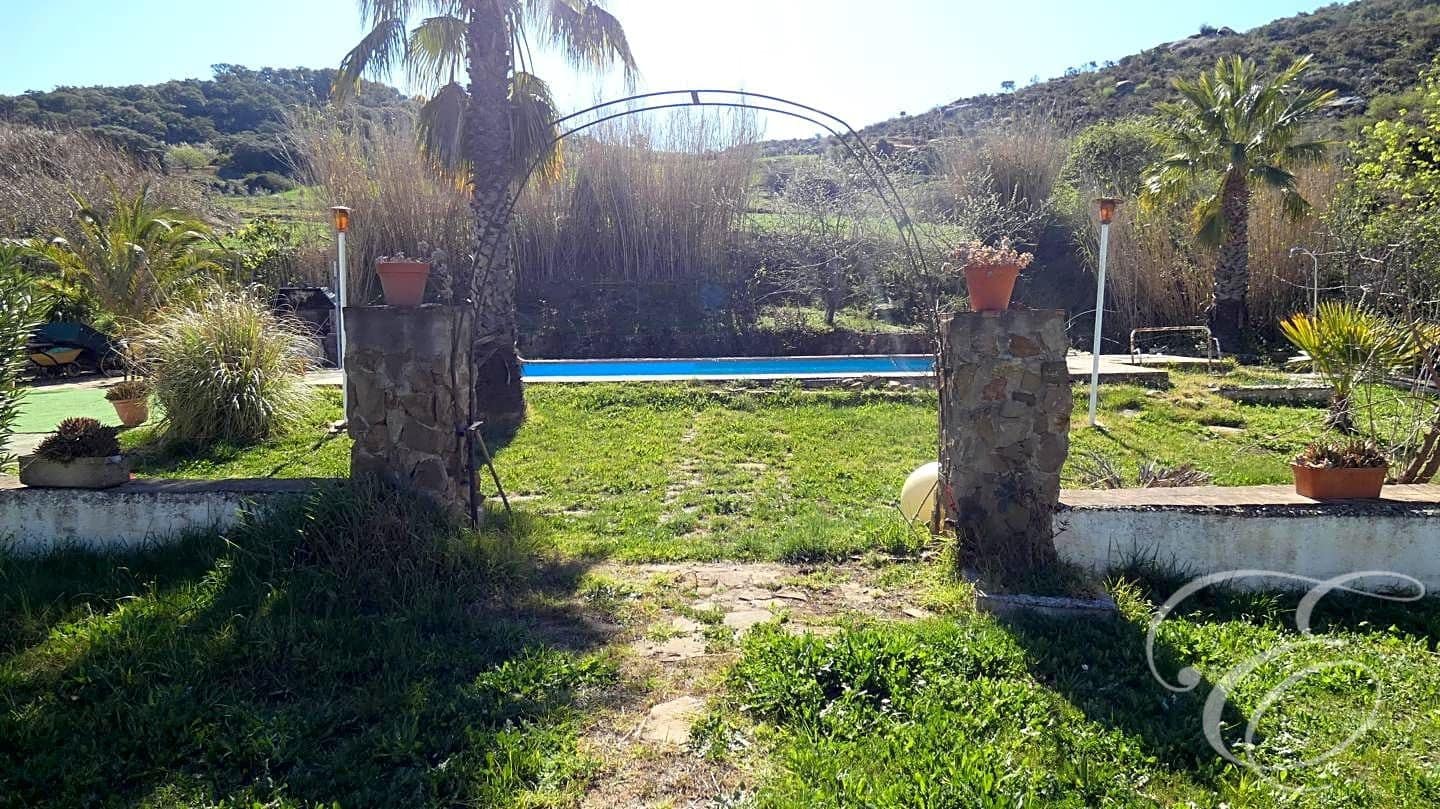 6 Zimmer Finca/Landgut zu verkaufen in Villanueva de la Concepcion mit Pool Garage - 340.000 € (Ref: 7475290)