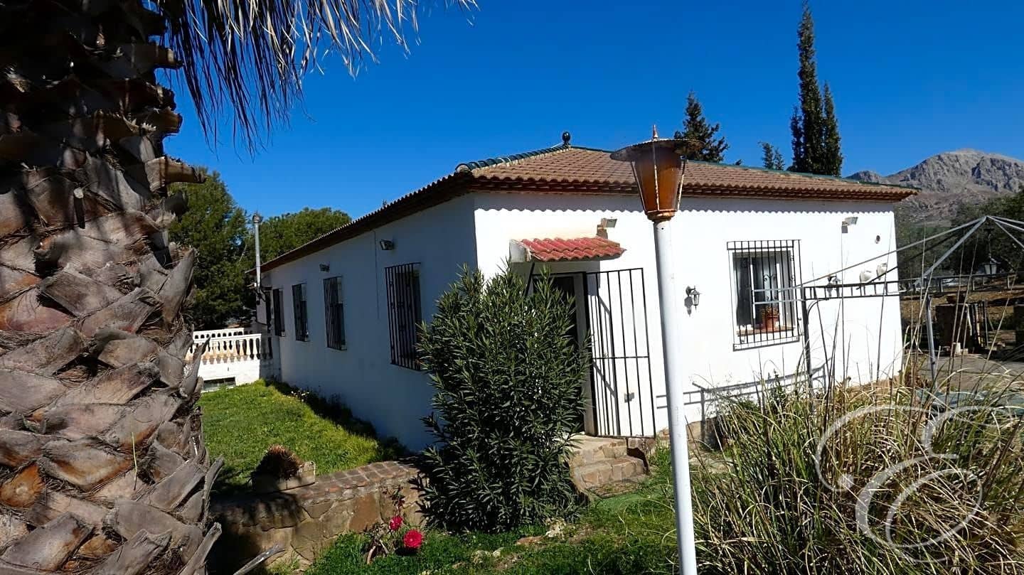 6 Zimmer Finca/Landgut zu verkaufen in Villanueva de la Concepcion mit Pool Garage - 340.000 € (Ref: 7475290)
