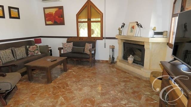 3 Zimmer Villa zu verkaufen in Rute mit Pool Garage - 325.000 € (Ref: 7485626)