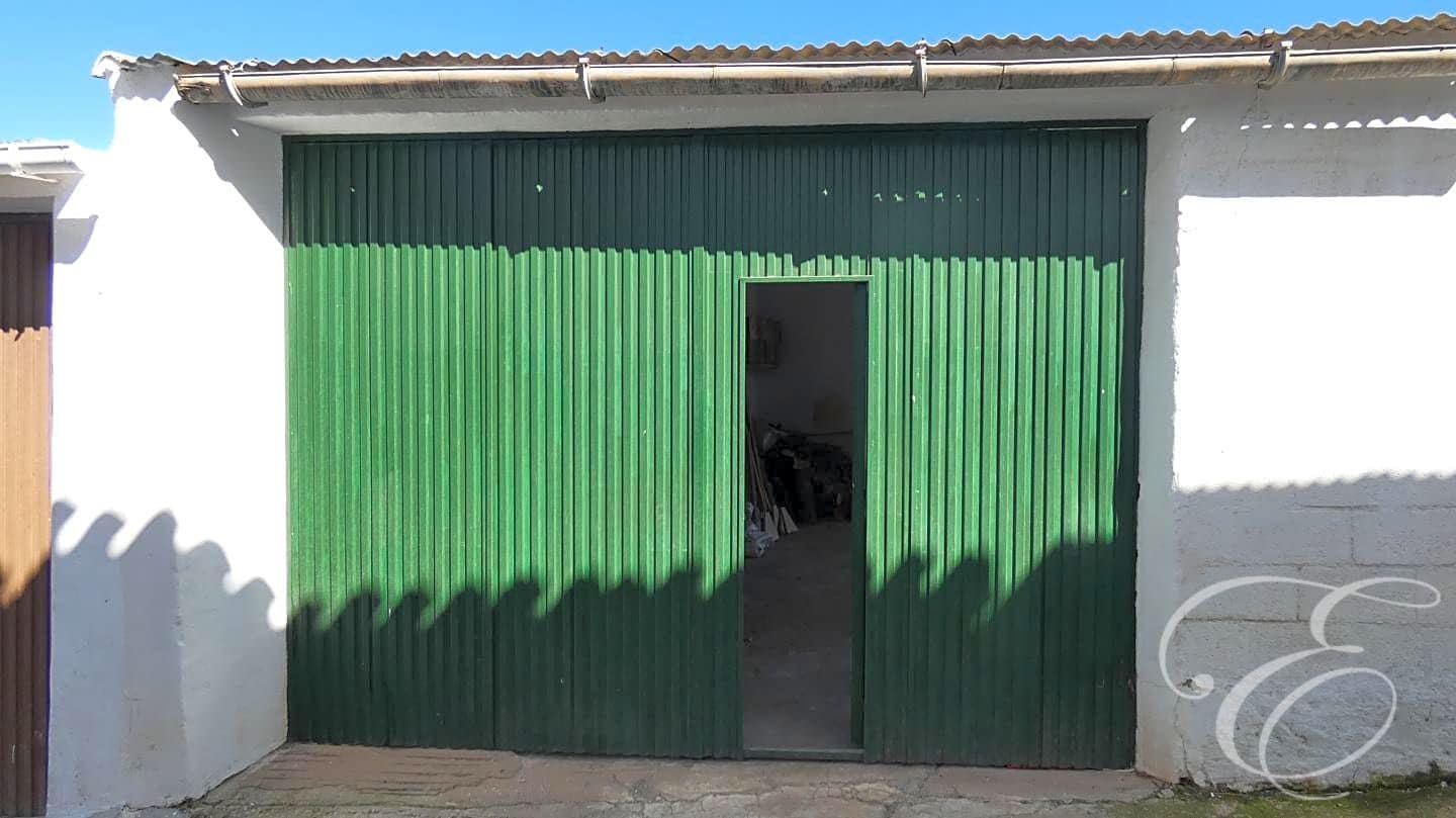 8 soveværelse Villa til salg i Colmenar med garage - € 188.700 (Ref: 7537312)