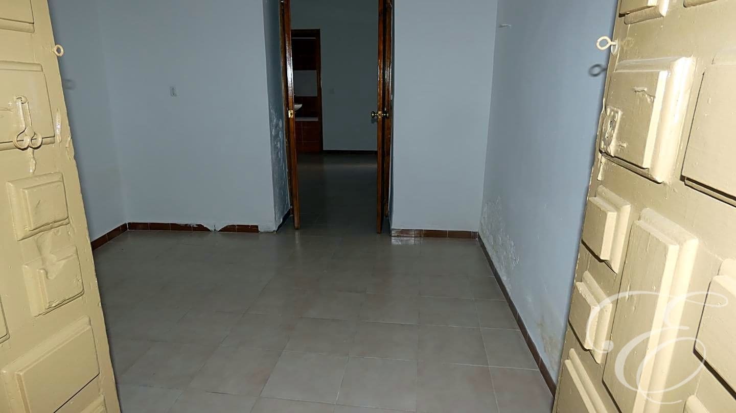 8 soveværelse Villa til salg i Colmenar med garage - € 188.700 (Ref: 7537312)