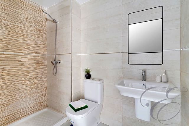 3 slaapkamer Villa te koop in Almayate, Vélez-Málaga met zwembad garage - € 314.000 (Ref: 7540016)