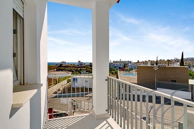 3 slaapkamer Villa te koop in Almayate, Vélez-Málaga met zwembad garage - € 314.000 (Ref: 7540016)