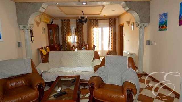 4 chambre Villa/Maison à vendre à Moraleda de Zafayona - 240 000 € (Ref: 7581876)