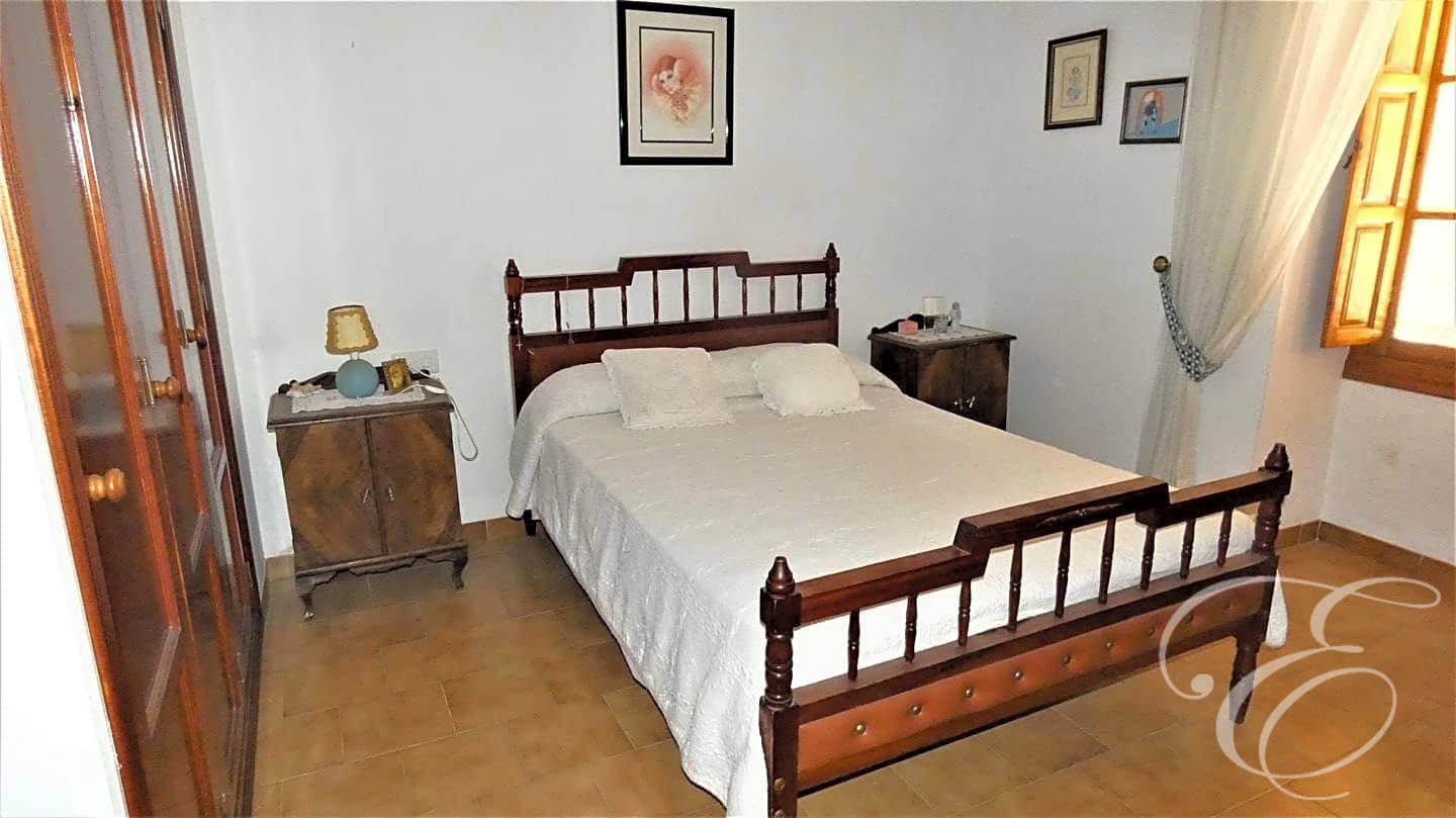 6 camera da letto Villa in vendita in Villanueva del Rosario con garage - 270.000 € (Rif: 7622466)