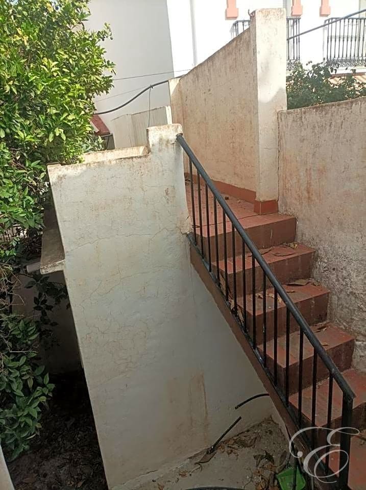 6 soveværelse Villa til salg i Benamargosa - € 62.500 (Ref: 7729108)