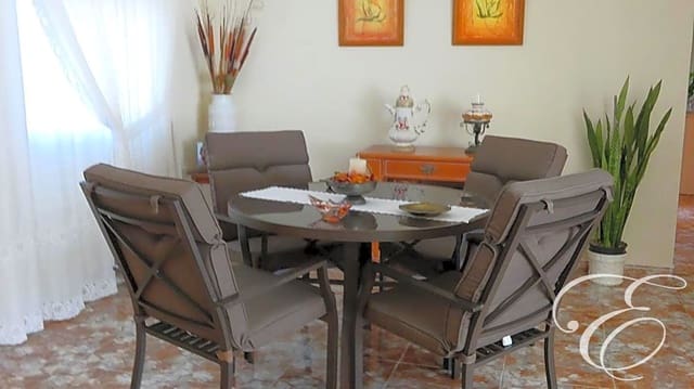 3 soverom Villa til salgs i Salobreña med svømmebasseng garasje - € 950 000 (Ref: 7766814)