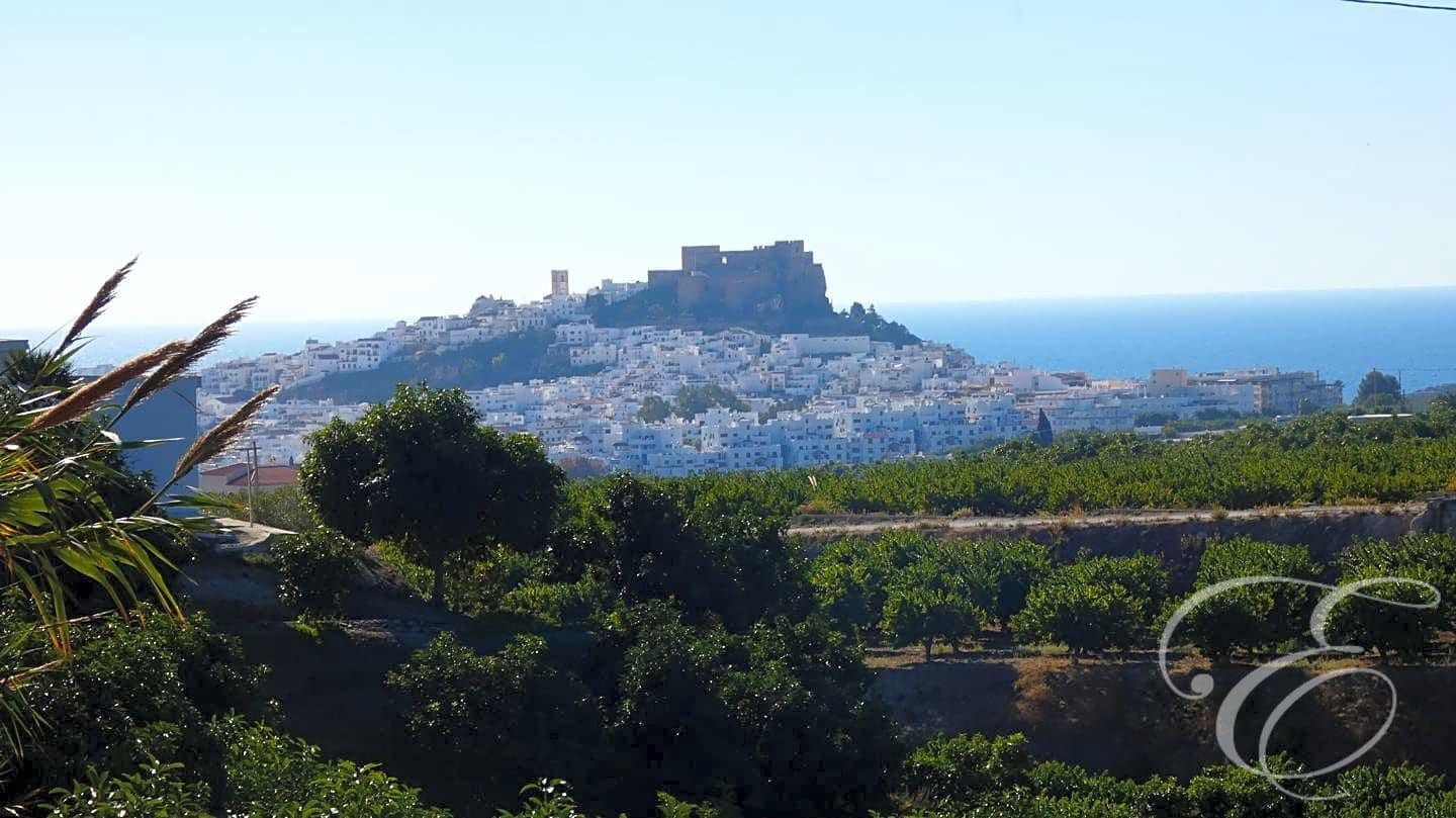 3 Zimmer Villa zu verkaufen in Salobrena mit Pool Garage - 950.000 € (Ref: 7766814)