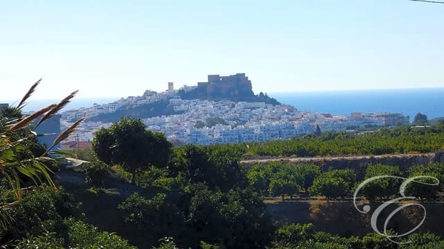 3 soverom Villa til salgs i Salobreña med svømmebasseng garasje - € 950 000 (Ref: 7766814)