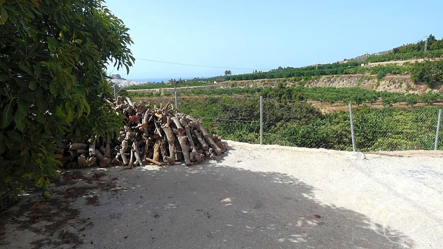 3 Zimmer Villa zu verkaufen in Salobrena mit Pool Garage - 950.000 € (Ref: 7766814)