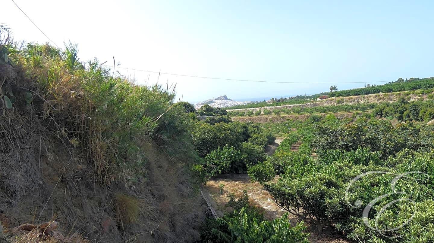 3 Zimmer Villa zu verkaufen in Salobrena mit Pool Garage - 950.000 € (Ref: 7766814)