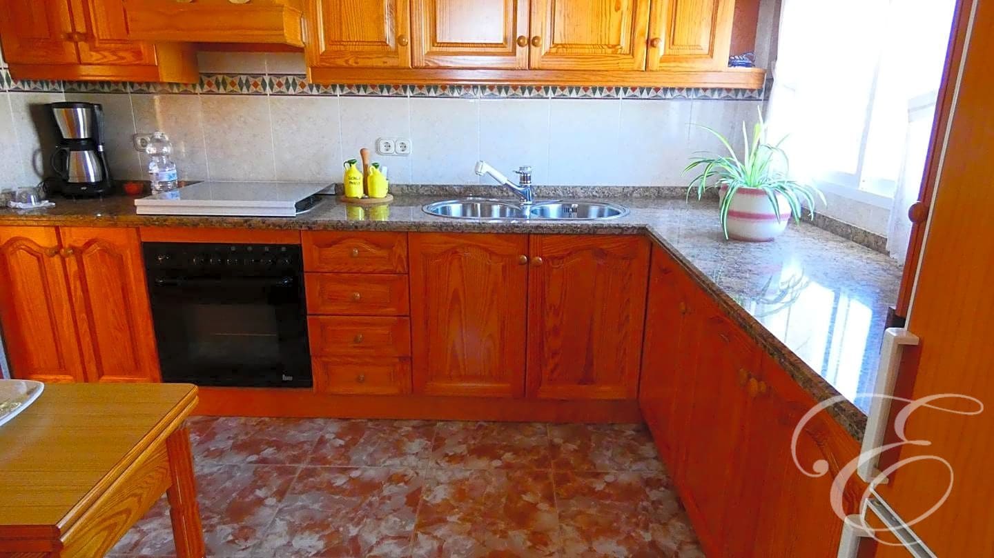 3 Zimmer Villa zu verkaufen in Salobrena mit Pool Garage - 950.000 € (Ref: 7766814)