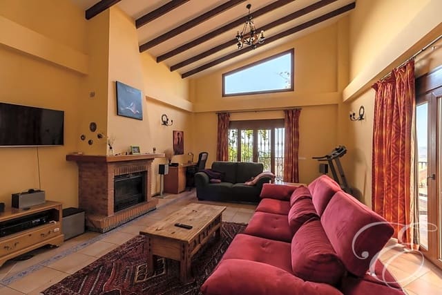 4 sypialnia Finka/Dom wiejski na sprzedaż w Periana z basenem garażem - 729 000 € (Ref: 7773655)