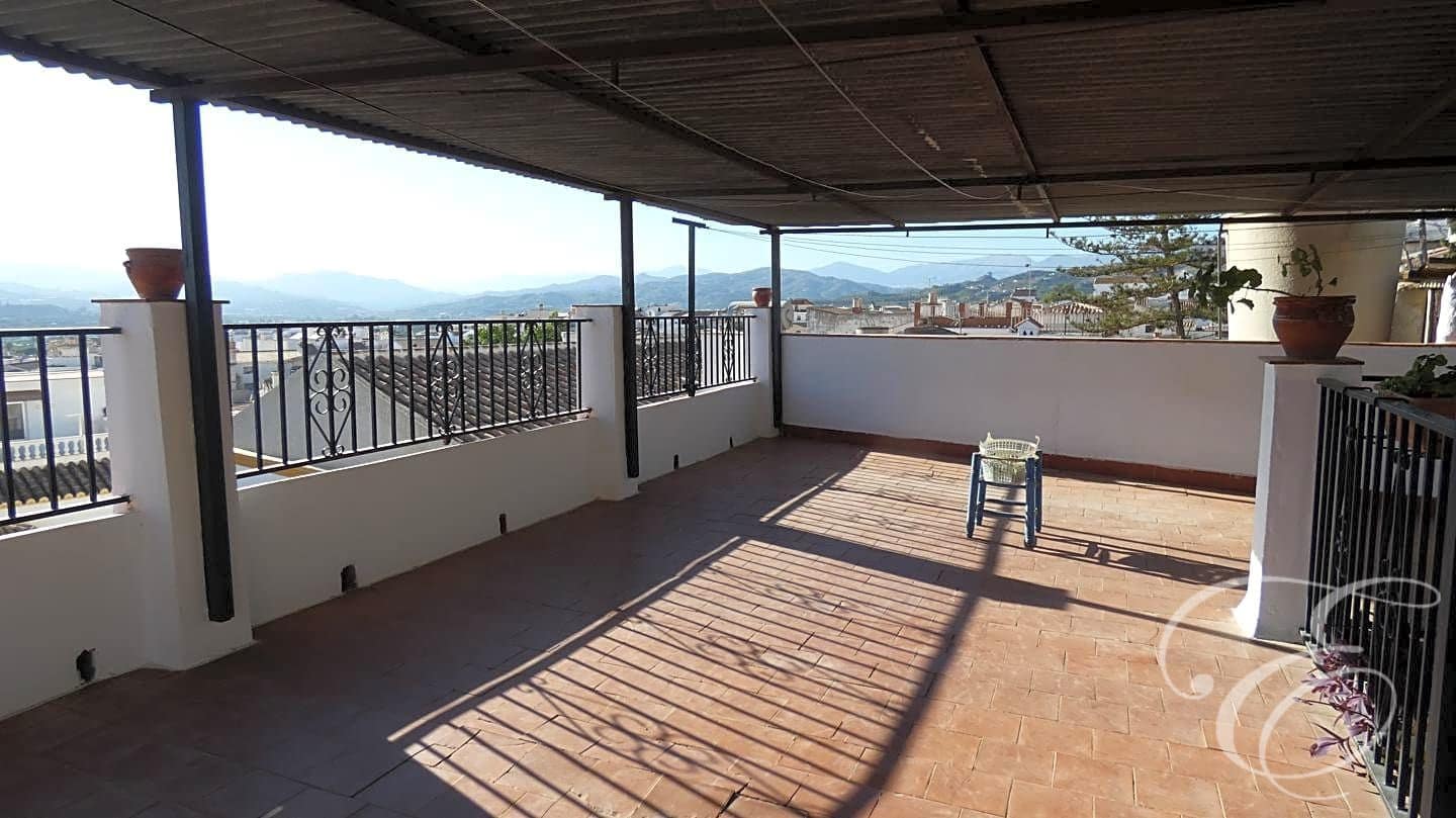 3 chambre Villa/Maison à vendre à Velez-Malaga avec piscine - 490 000 € (Ref: 7780825)