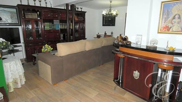 3 chambre Villa/Maison à vendre à Vélez-Málaga avec piscine - 490 000 € (Ref: 7780825)