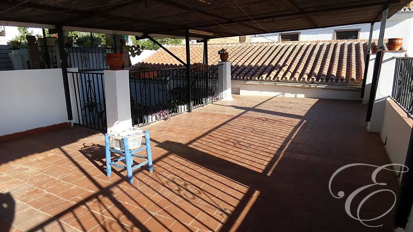 3 chambre Villa/Maison à vendre à Velez-Malaga avec piscine - 490 000 € (Ref: 7780825)