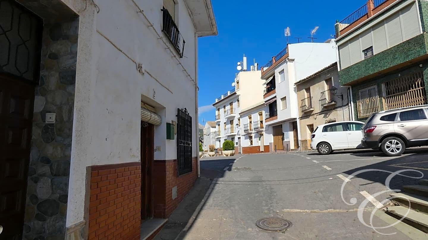 4 chambre Villa/Maison à vendre à Zafarraya - 79 000 € (Ref: 7797490)