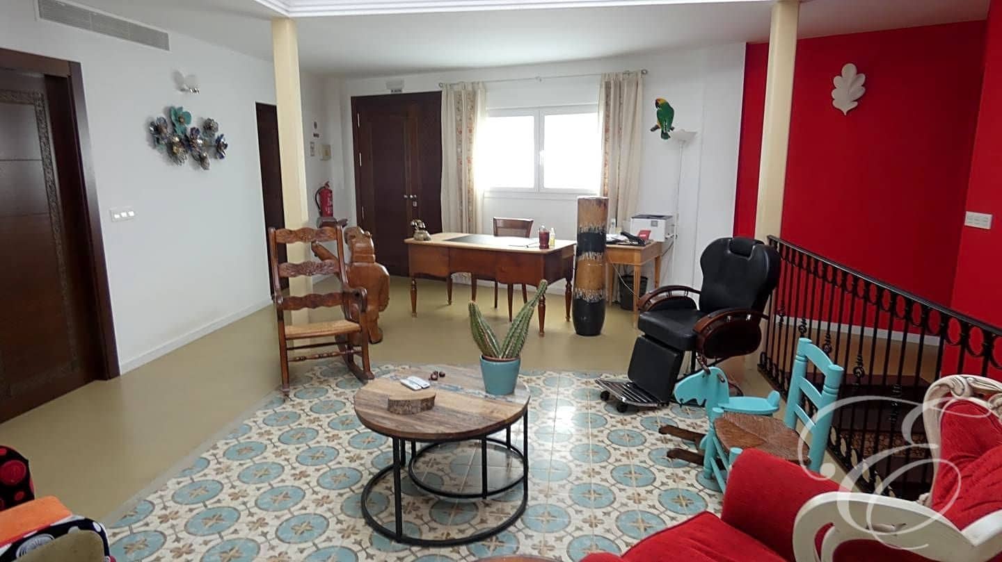 5 soveværelse Villa til salg i Alfarnatejo med swimmingpool - € 450.000 (Ref: 7802594)