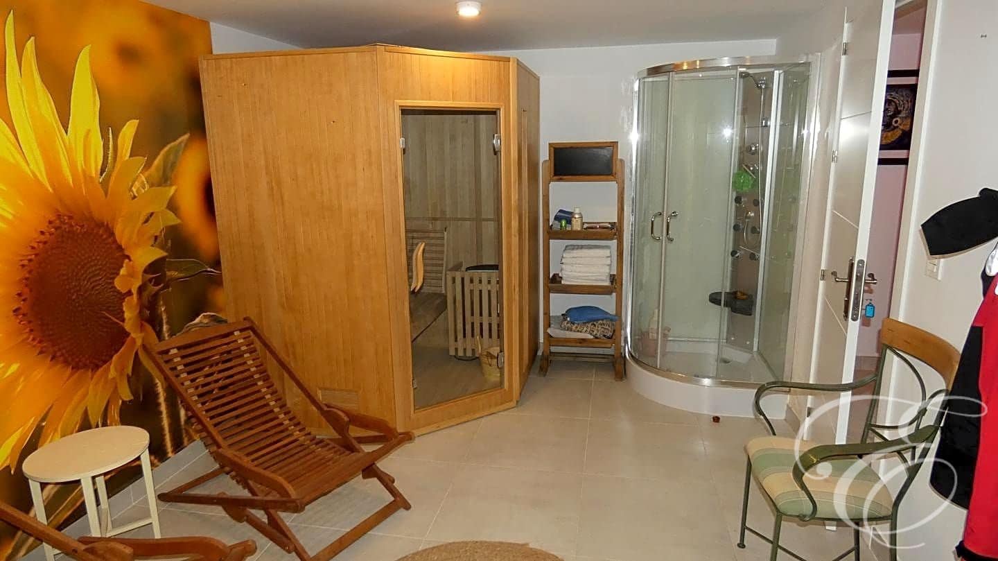 5 soveværelse Villa til salg i Alfarnatejo med swimmingpool - € 450.000 (Ref: 7802594)