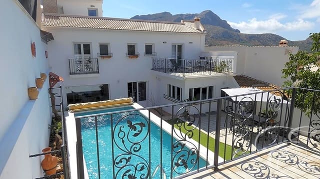 5 sovrum Villa till salu i Alfarnatejo med pool - 450 000 € (Ref: 7802594)