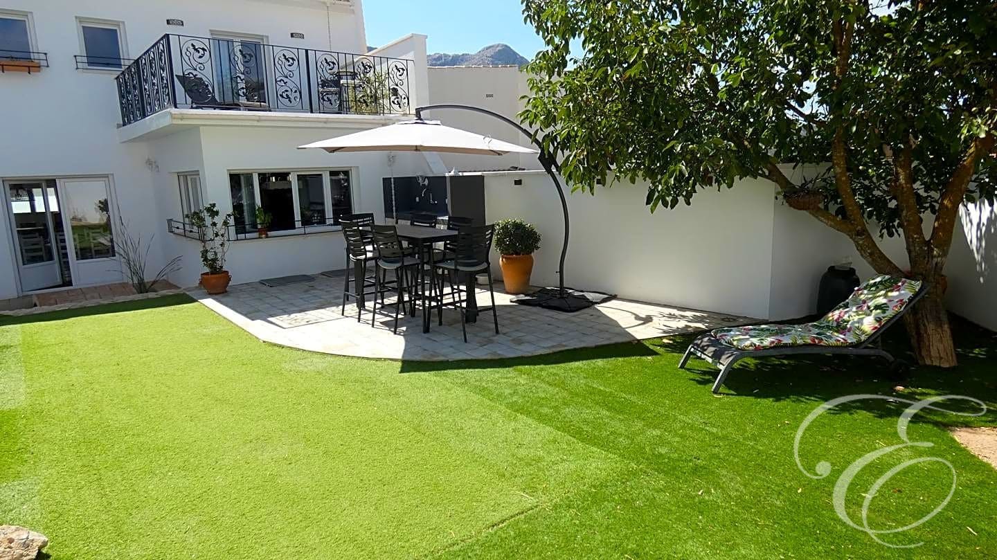 5 soveværelse Villa til salg i Alfarnatejo med swimmingpool - € 450.000 (Ref: 7802594)