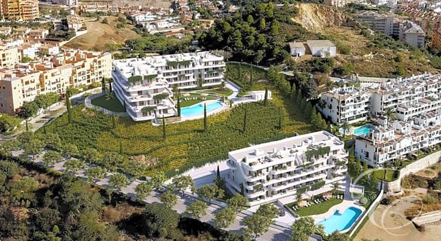 2 makuuhuone Asunto myytävänä paikassa Fuengirola mukana uima-altaan 
autotalli - 349 950 € (Ref: 7815387)