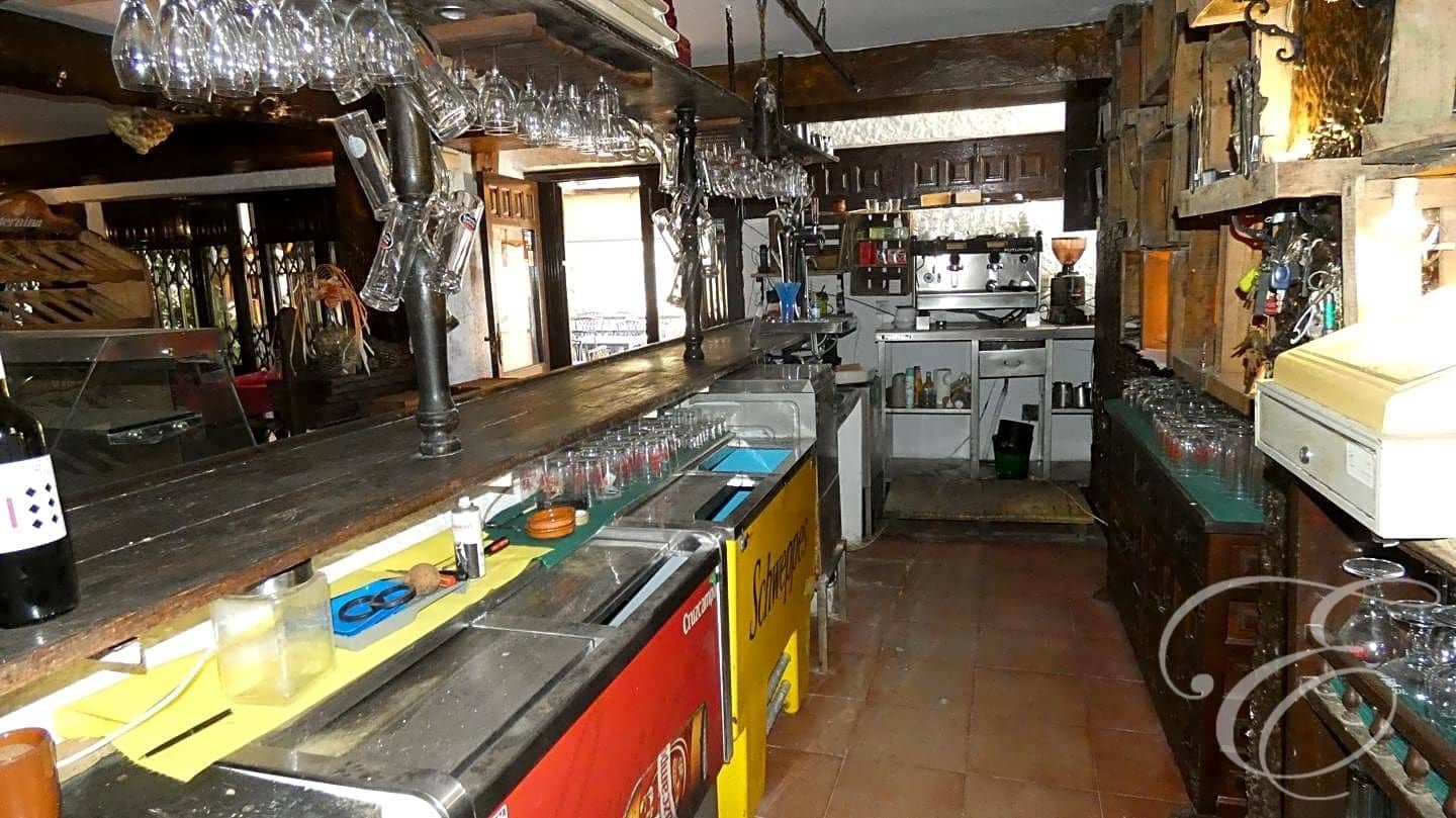 9 soveværelse Villa til salg i Alcaucin - € 630.000 (Ref: 7825062)