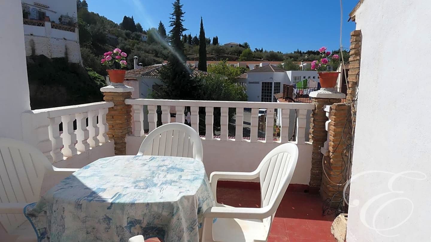 9 soveværelse Villa til salg i Alcaucin - € 630.000 (Ref: 7825062)