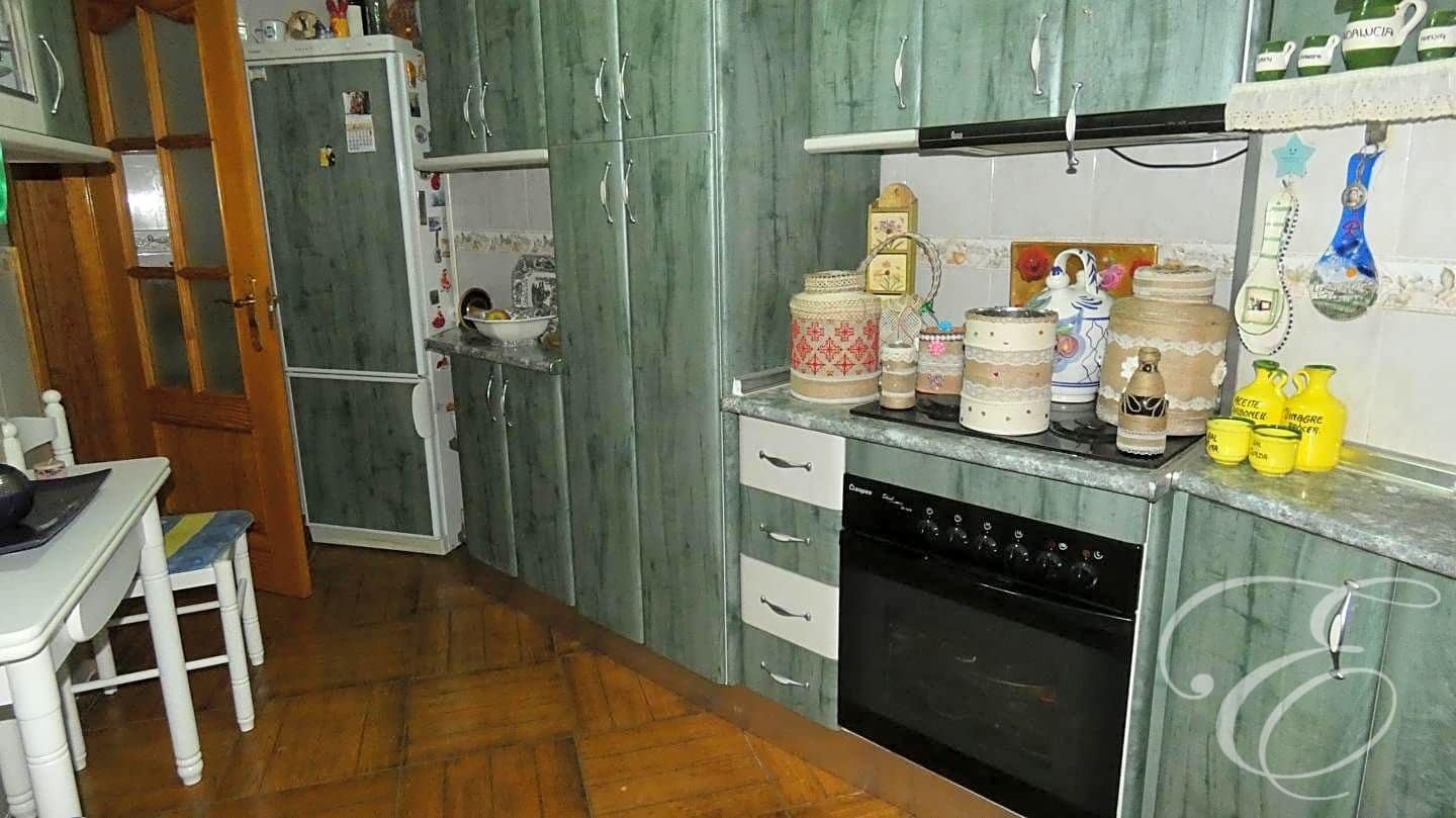 9 soveværelse Villa til salg i Alcaucin - € 630.000 (Ref: 7825062)