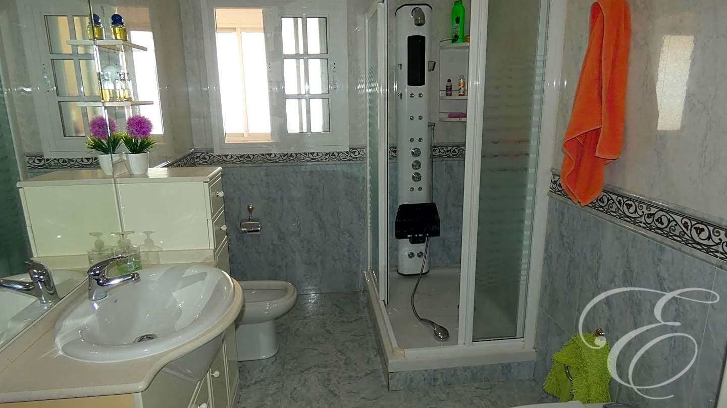 4 soverom Villa til salgs i Periana med garasje - € 360 000 (Ref: 7852055)