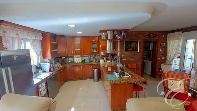 6 soverom Leilighet til salgs i Vélez-Málaga - € 315 000 (Ref: 7852058)