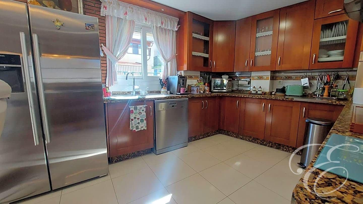 6 chambre Appartement à vendre à Velez-Malaga - 315 000 € (Ref: 7852058)