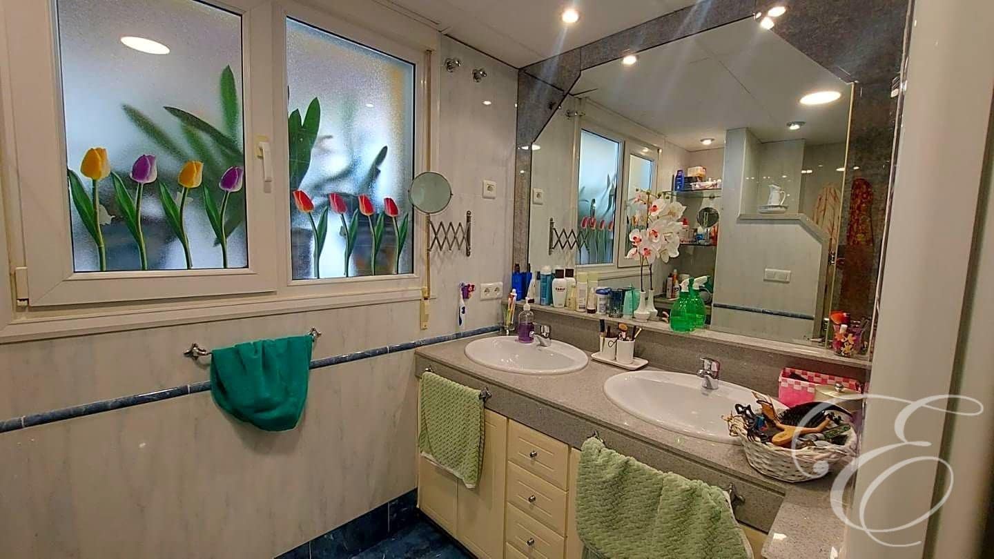 6 chambre Appartement à vendre à Velez-Malaga - 315 000 € (Ref: 7852058)